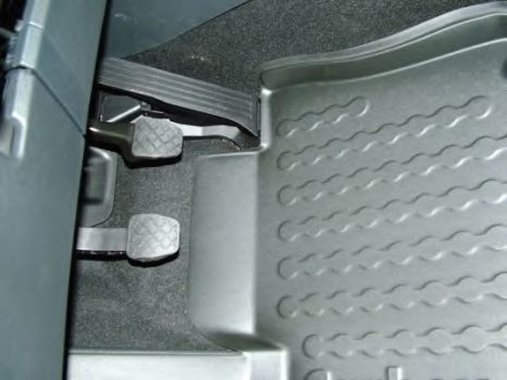 Footwell Tray 40-1830