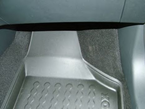 Footwell Tray 41-1830