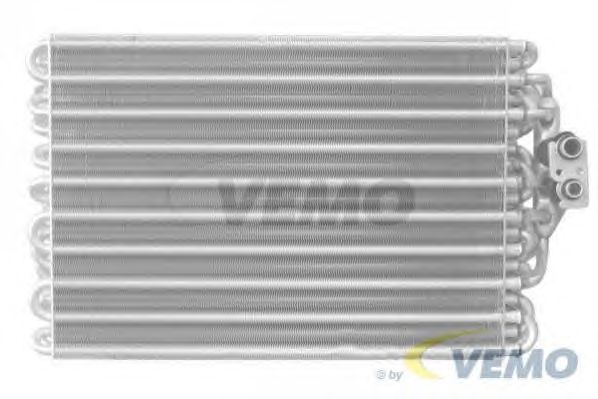 Evaporator, air conditioning V30-65-0007