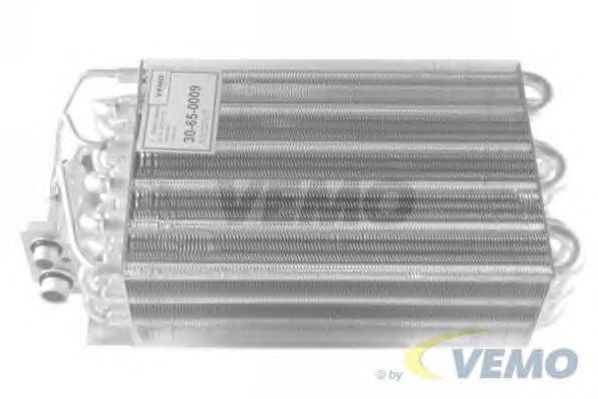 Evaporator, air conditioning V30-65-0009