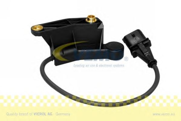 ABS Sensor; Toerentalsensor, motormanagement; Sensor, nokkenaspositie V40-72-0306