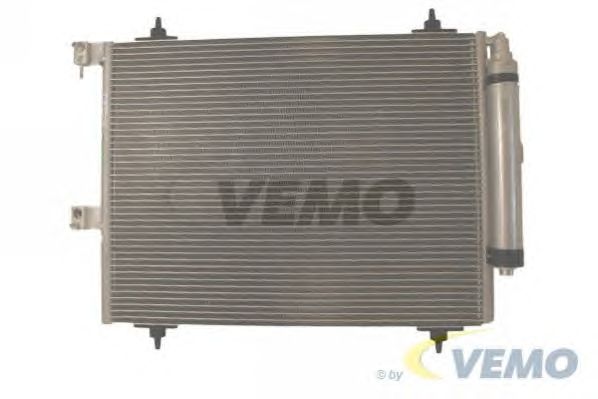 Condensator, airconditioning V22-62-0008