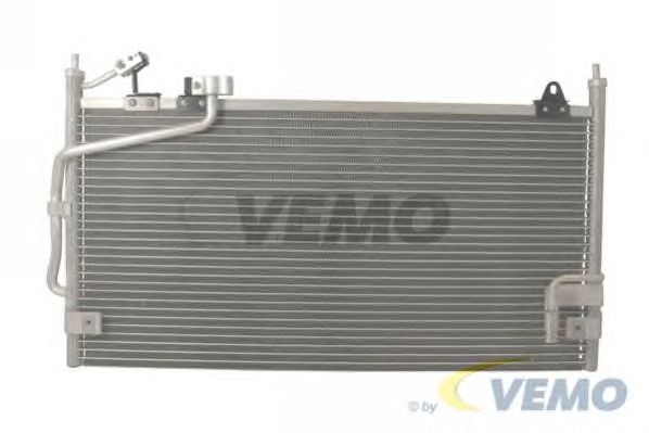 Condenser, air conditioning V32-62-0007