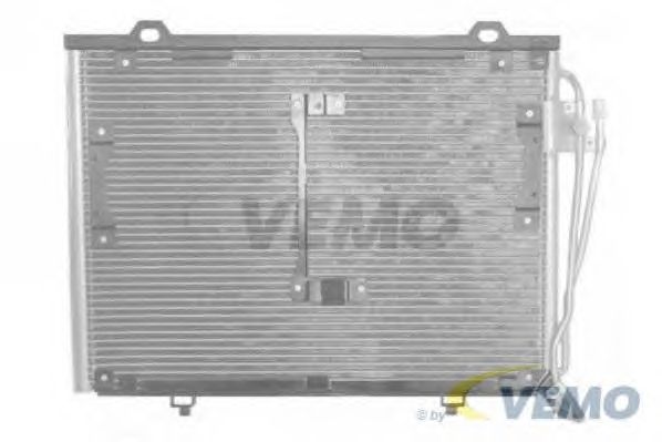 Condensator, airconditioning V30-62-1021
