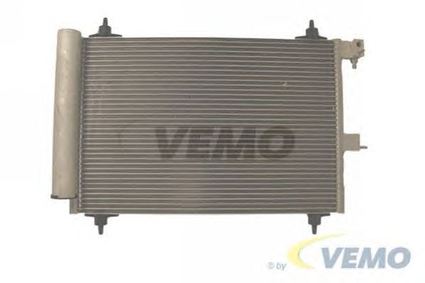 Condensador, ar condicionado V22-62-0003