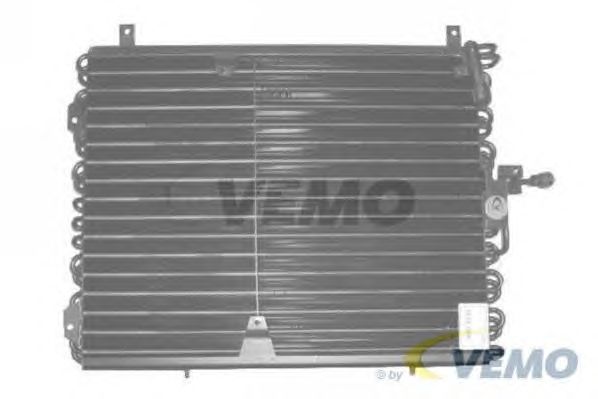 Condensator, airconditioning V30-62-1006