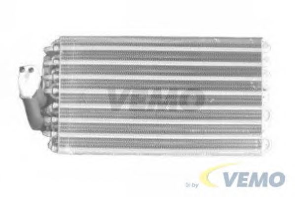 Evaporator, air conditioning V30-65-0006