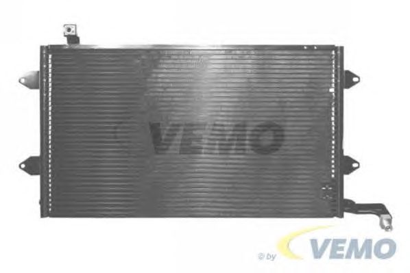 Condensator, airconditioning V15-62-1004
