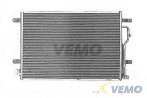 Condensator, airconditioning V15-62-1020
