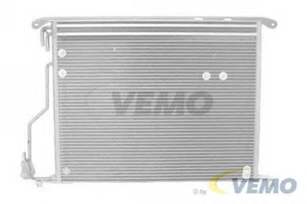 Condensator, airconditioning V30-62-1029