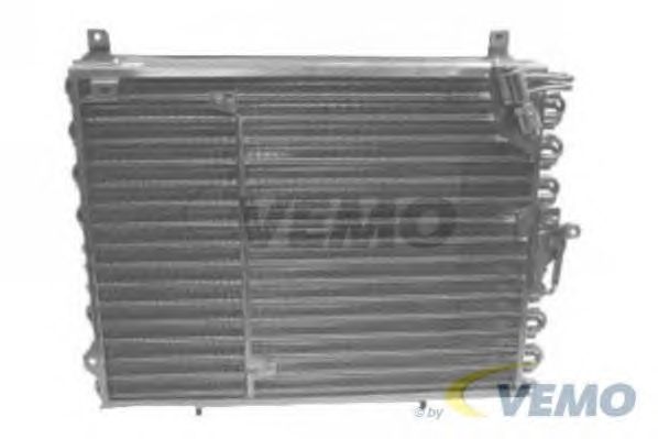 Condensator, airconditioning V30-62-1005