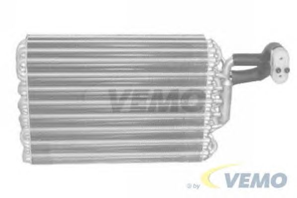Evaporator, air conditioning V30-65-0002