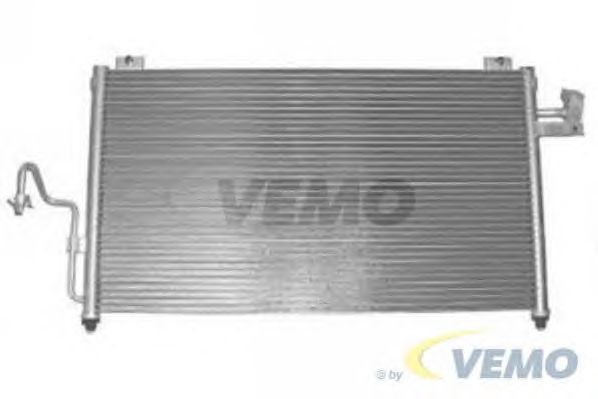 Condenser, air conditioning V32-62-0002