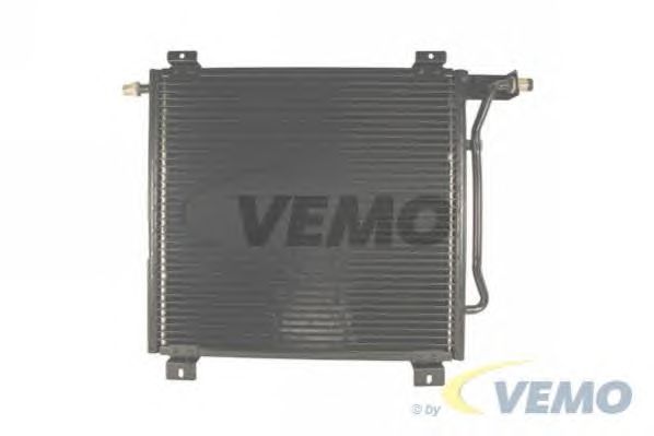 Condenser, air conditioning V46-62-0014