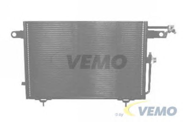 Condensator, airconditioning V15-62-1002