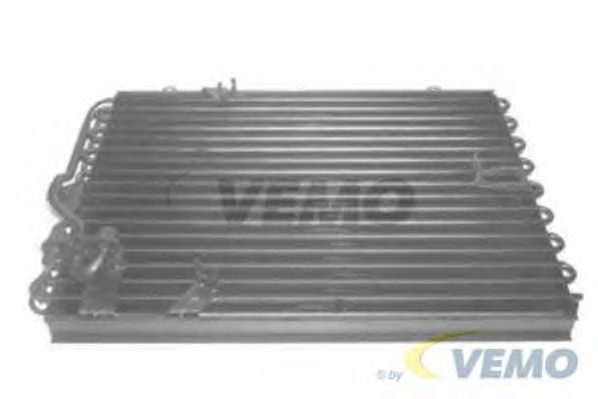 Condenser, air conditioning V20-62-1003