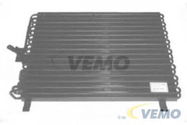 Condensator, airconditioning V30-62-1015