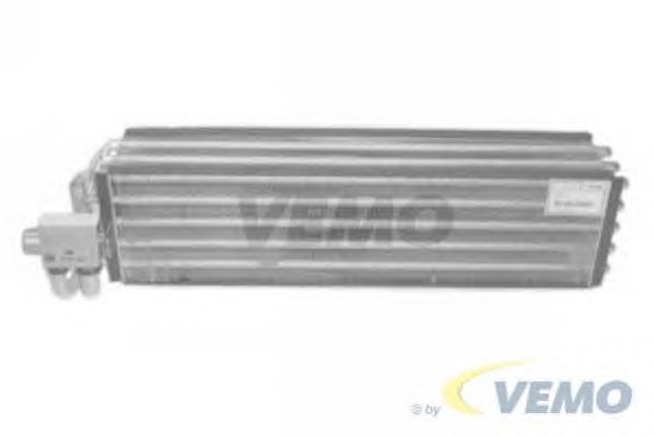 Evaporator, air conditioning V30-65-0001