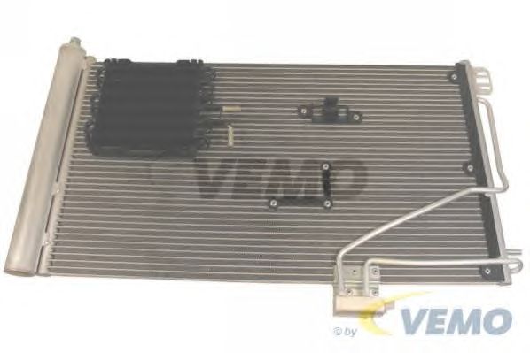 Condensator, airconditioning V30-62-1025