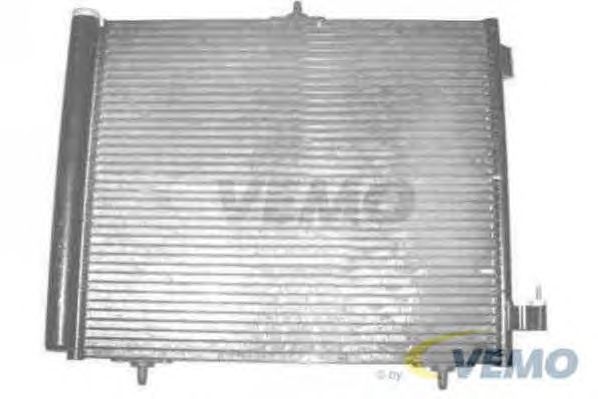 Condensator, airconditioning V22-62-0002