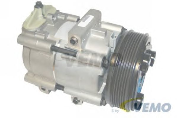 Kompressor, klimatanläggning V25-15-0011