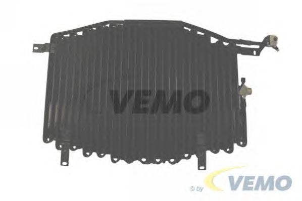 Condensator, airconditioning V15-62-1046