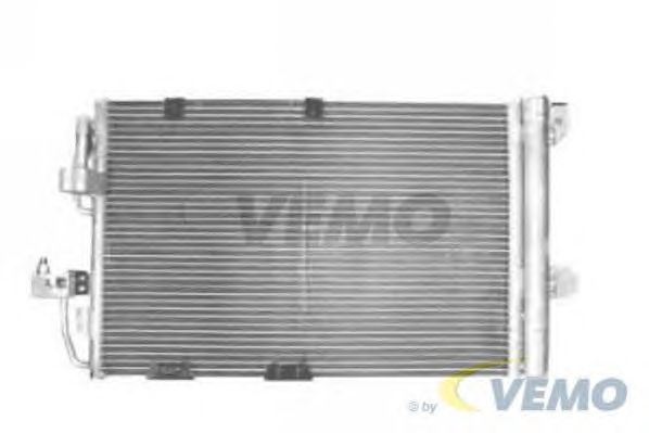 Condensator, airconditioning V40-62-0004