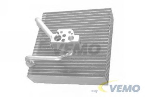 Evaporator, air conditioning V10-65-0008
