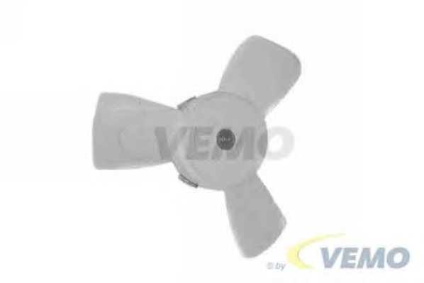 Вентилятор, охлаждение двигателя V15-01-1800